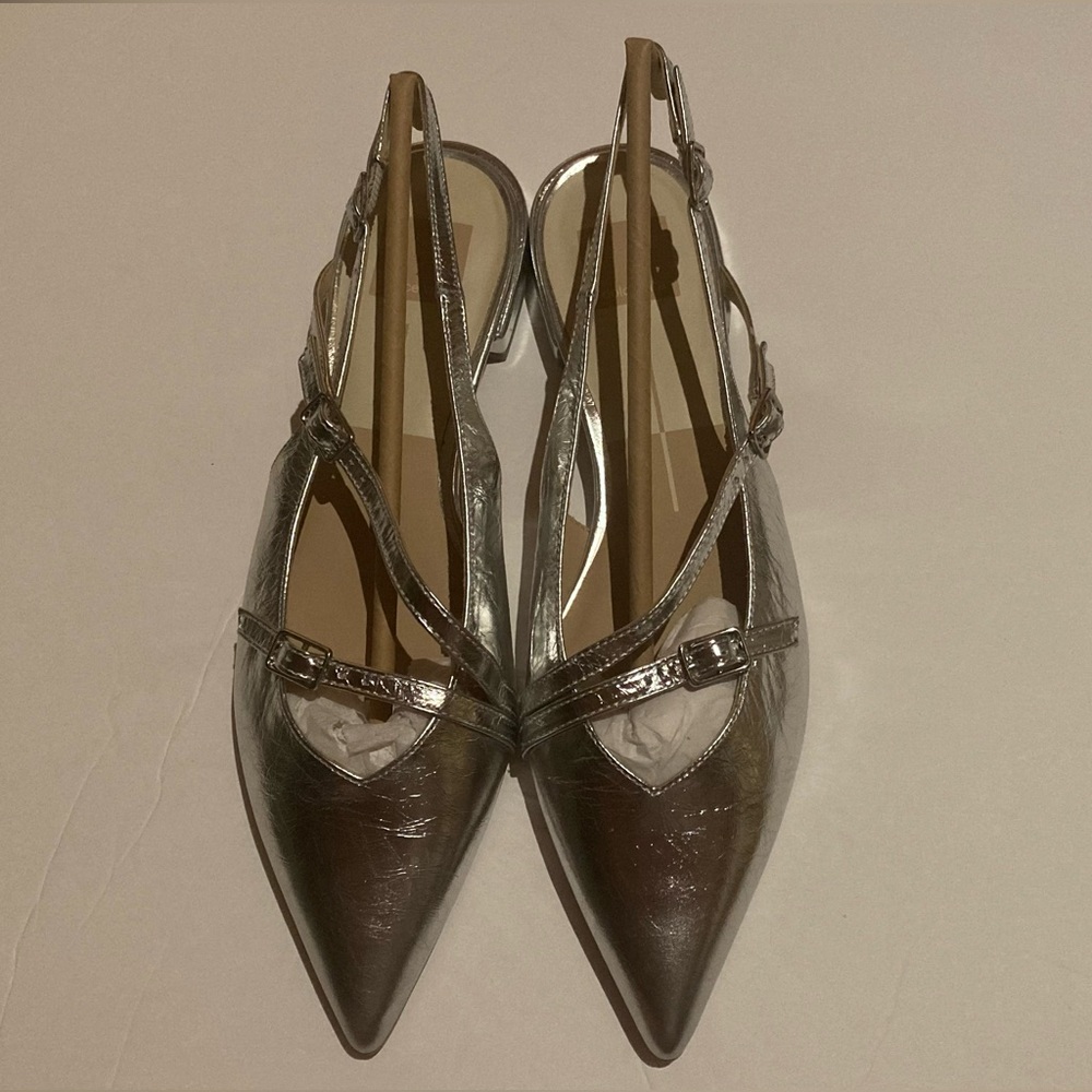 Dolce Vita Pamla Silver crinkle patent leather Slingbacks size 9.5 NIB